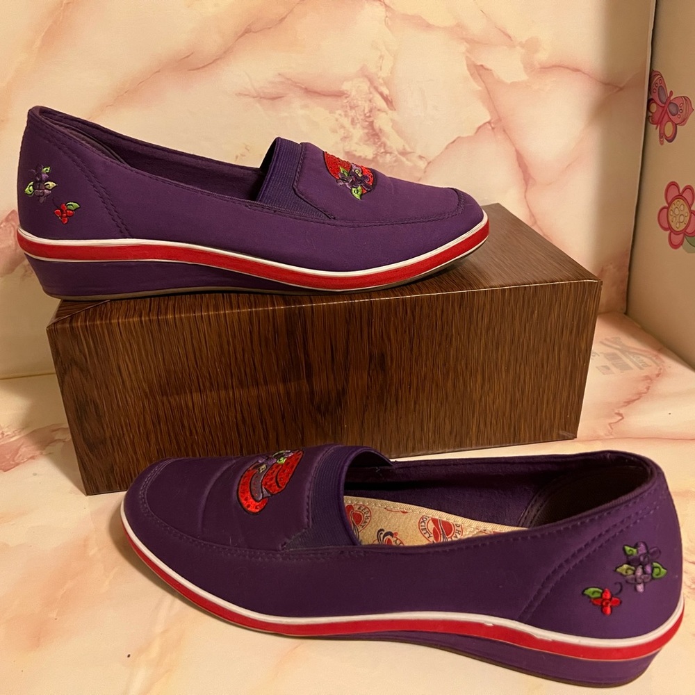 Red Hat Society Purple Red Comfort Shoes Grasshoppers By Keds 10W